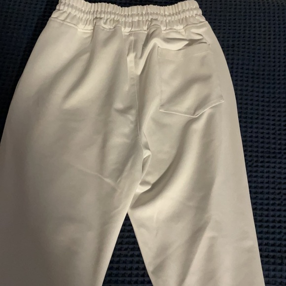 Sweat pants - Picture 2 of 4